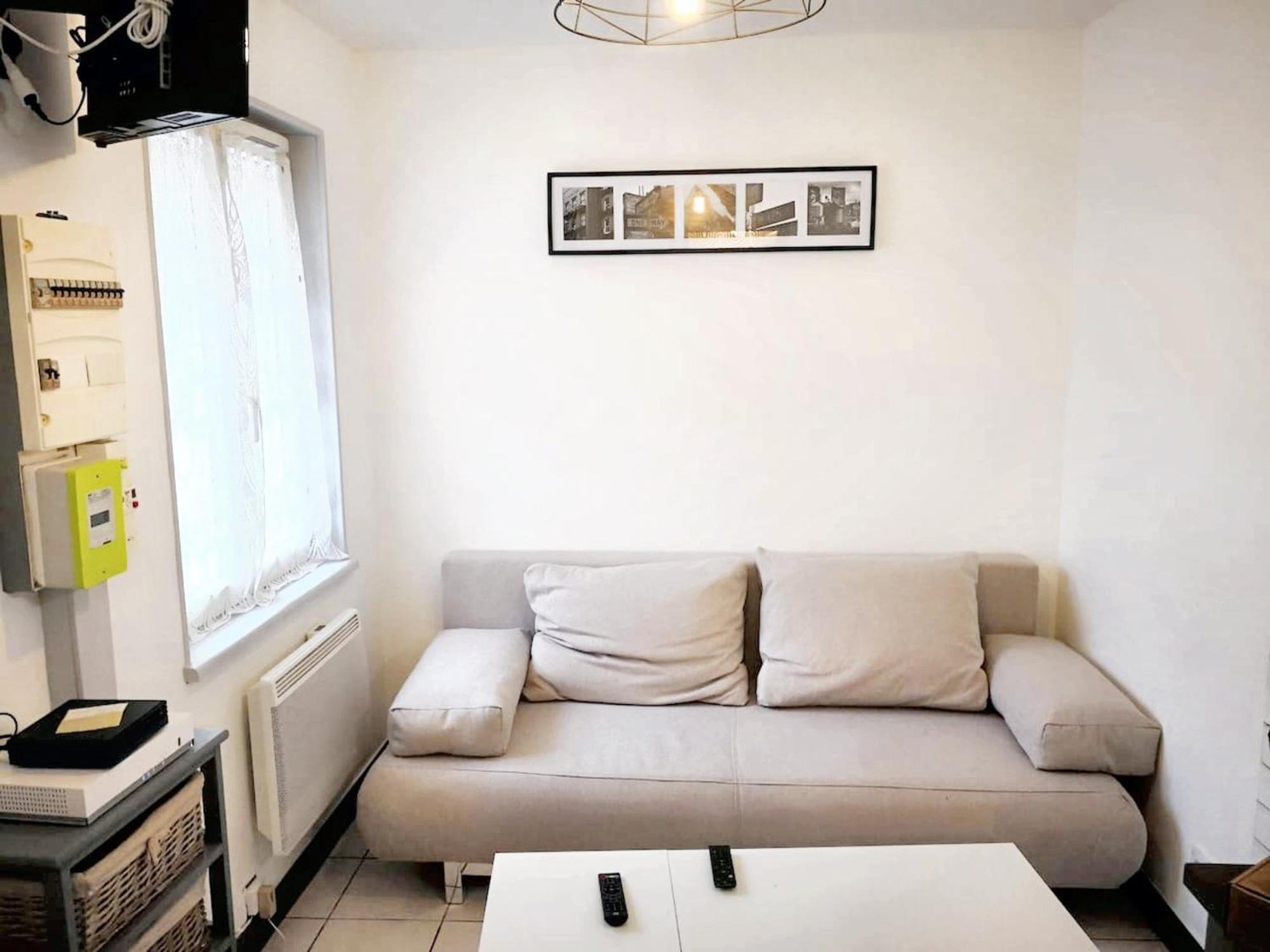 Studio Cosy A Montargis 13 M² Parking Inclus ภายนอก รูปภาพ